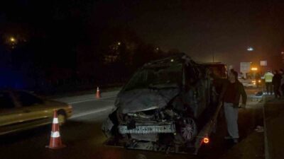 Eskişehir'in Tepebaşı ilçesinde, stajyer ehliyet sahibi İ.M.T. (22) idaresindeki otomobil,