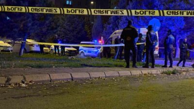 Kayseri'nin Melikgazi ilçesinde, boşanma aşamasındaki eşi Rabia A.'yı sokakta bıçaklayarak