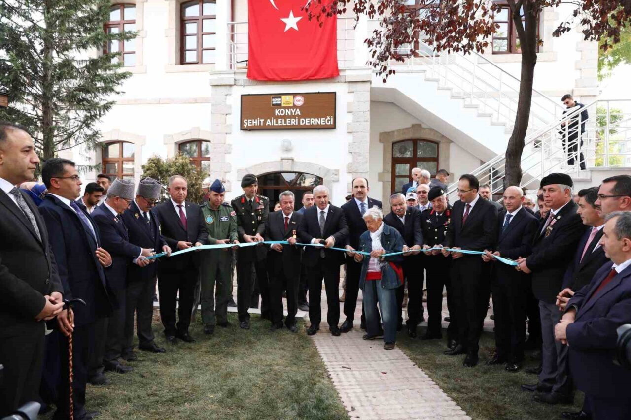 Konya Şehit Aileleri Derneği'nin yenilenen binası, Konya Büyükşehir Belediyesi'nin desteğiyle