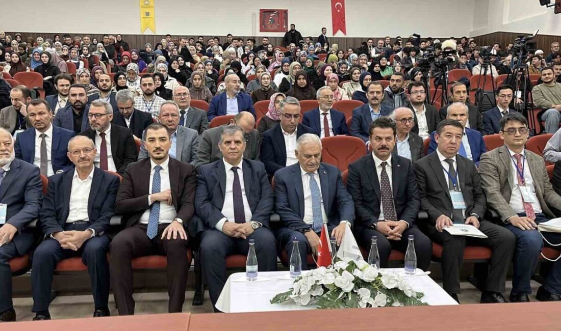 Konya'da Selçuk Üniversitesi, 7. Uluslararası Maturidilik Sempozyumu'nu gerçekleştirdi. Binali Yıldırım,