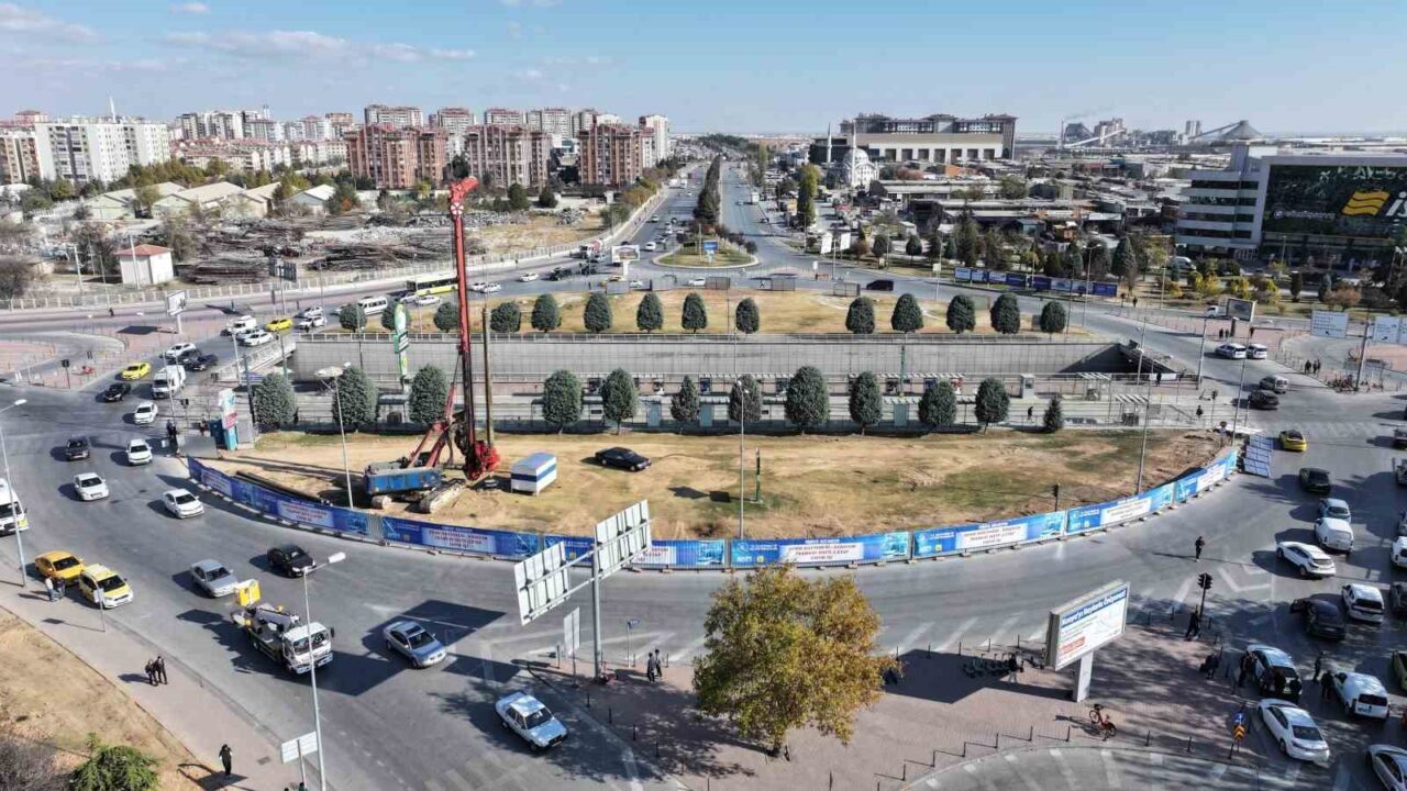 Konya'da Şehir Hastanesi-Stadyum Tramvay Hattı'nın ikinci etabı çalışmaları başladı. Başkan