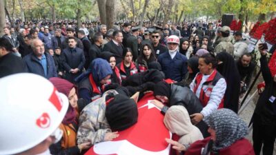 C-130 tipi askeri kargo uçağının düşmesi sonucu hayatını kaybeden Hava