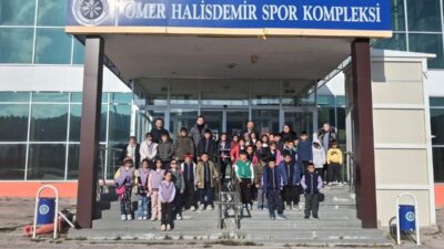 Çıldır'daki köy okullarındaki öğrenciler, Ardahan Milletvekili Kaan Koç'un projesiyle "Mustafa