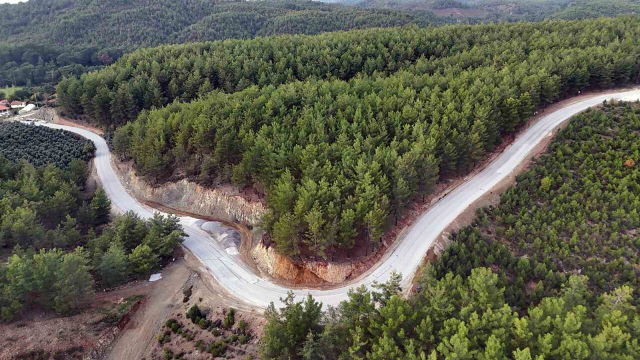Muğla’nın Köyceğiz İlçesinde 21 Milyon TL’lik Yol Projesi Kapsamında Çalışmalar Hızla İlerliyor