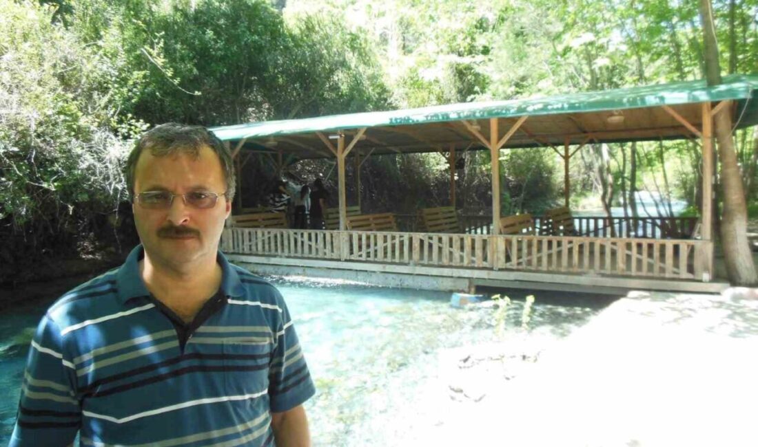 Emekli Öğretmen Murat Konukçu, Kalp Krizi Nedeniyle Hayatını Kaybetti Muğla'nın Köyceğiz ilçesinde emekli öğretmen Murat Konukçu (62), Yayla Mahallesi