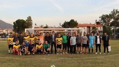 Muğla'nın Köyceğiz ilçesinde 24 Kasım Öğretmenler Günü etkinlikleri çerçevesinde düzenlenen