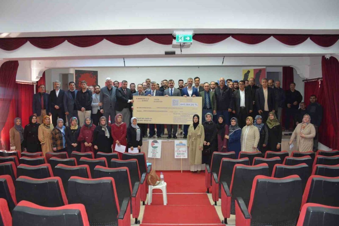 Köyceğiz İlçe Müftülüğü, Filistinli mazlumlara destek için yardım kampanyası düzenledi.