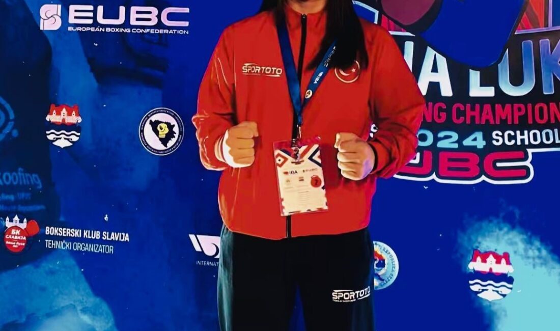 Ümmü Sıla Kutluata, Almanya’da Türkiye’yi Temsil Edecek: Fenerbahçe Boks Kulübü’ne Transfer Olmuştu Kumluca Demirspor'dan Fenerbahçe Boks Kulübü'ne transfer olan Ümmü Sıla Kutluata,