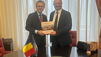 Atatürk Üniversitesi Rektörü Prof. Dr. Ahmet Hacımüftüoğlu, Romanya'da yaptığı temaslarla