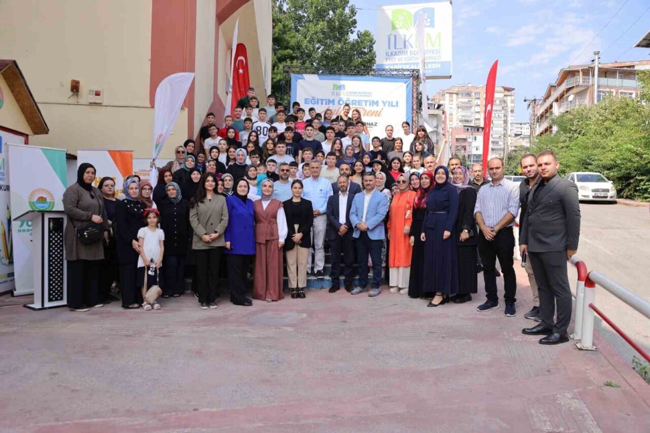 Samsun İlkadım Belediye Başkanı İhsan Kurnaz, İLKEM’in öğrencilere LGS ve
