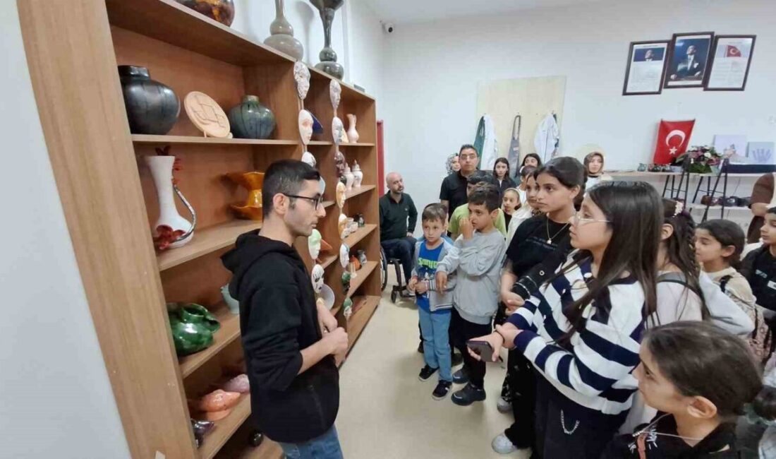 Şanlıurfa Büyükşehir Belediyesi'ne ait Zübeyde Demirkol Gençlik Merkezi kursiyerleri, Engelliler