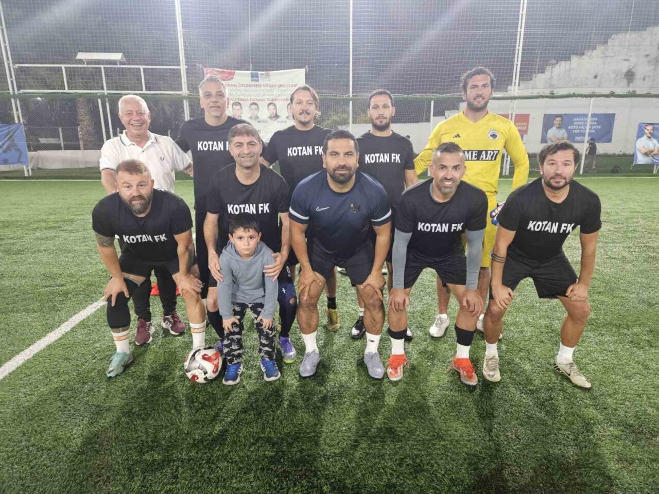 Kuşadası'nda düzenlenen Görev Şehitleri Kupası Halı Saha Futbol Turnuvası, hayatını