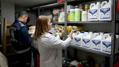 Kuşadası Belediyesi, sağlık güvenliği için gıda ve ilaçlama hizmeti sunan