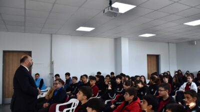 Kütahya'daki Abdülhamid Han Anadolu Lisesi'nde İl Müftülüğü ve İl Milli