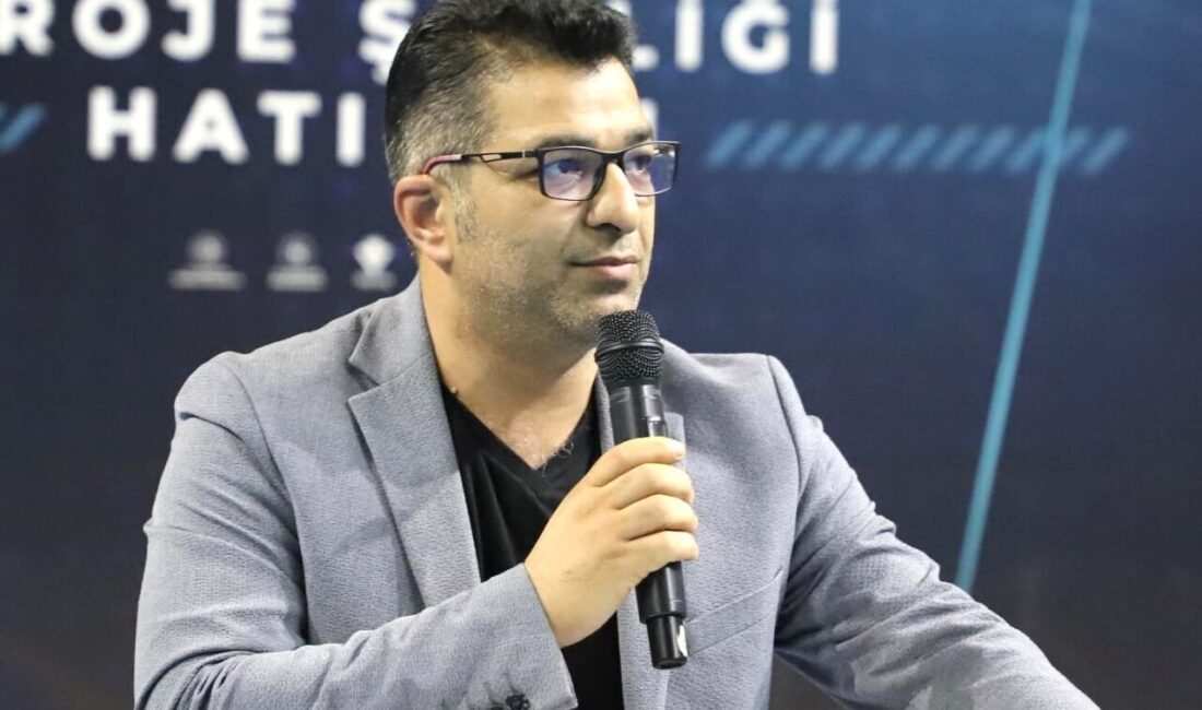 Kütahya, Gençlik ve Spor Bakanlığı’nın 81 il performans karnesinde 75. sıradan 4.’lüğe yükselerek önemli bir başarıya imza attı. Gençlik ve Spor Bakanlığı'nın yayımladığı performans karnesinde Kütahya, 75. sıradan