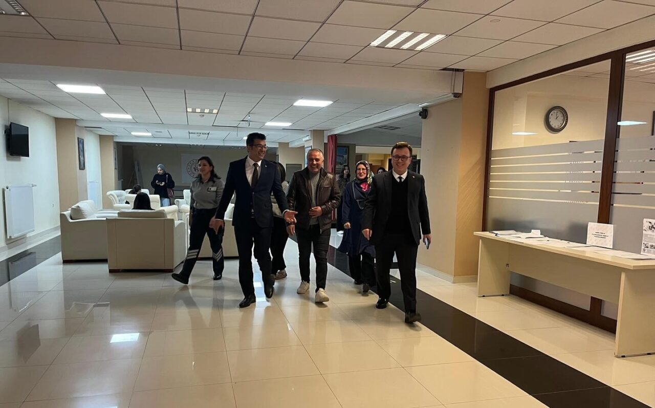 Kütahya Gençlik ve Spor İl Müdürü Bülent Küçük, Vali Yardımcısı