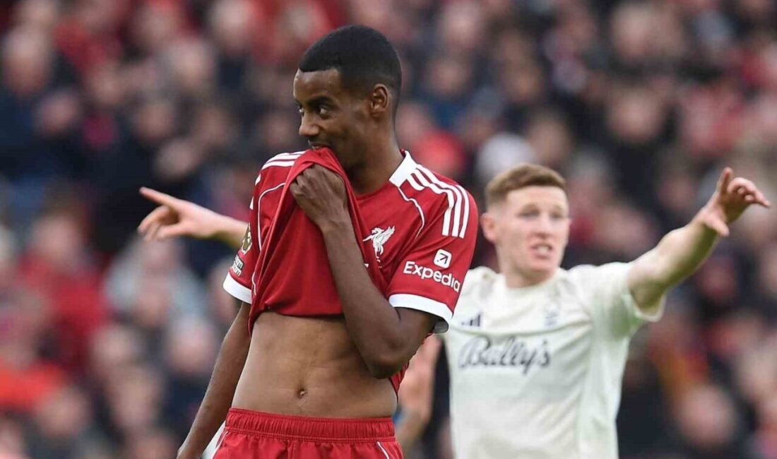 Liverpool, Nottingham Forest'a evinde 3-0 yenilerek Premier Lig'deki kötü gidişatını