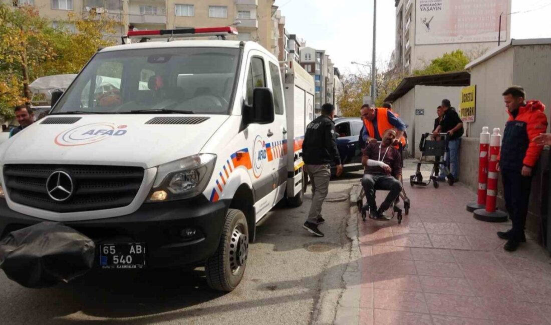 Lokman Hekim Van Hastanesi, Deprem Hazırlığı İçin Gerçekçi Tatbikat Düzenledi Lokman Hekim Van Hastanesi, deprem senaryosu çerçevesinde tatbikat düzenleyerek acil