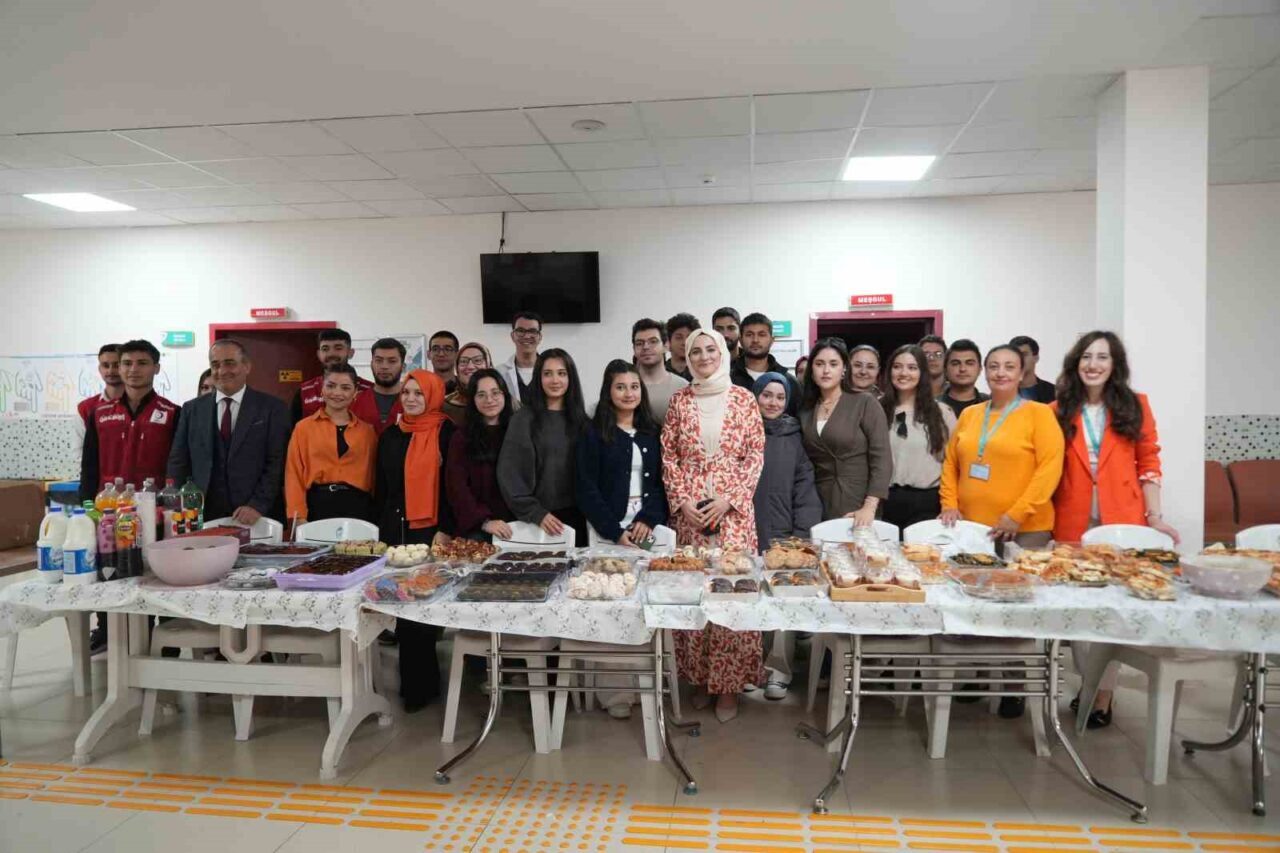 Niğde Ömer Halisdemir Üniversitesi, Lösemili Çocuklar Haftası'nda 'İyilik Sofrası' etkinliği