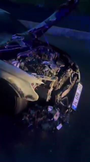 Diyarbakır’da Park Halindeki Audi Marka Araç Yangın Çıkardı, Araç Küller Haline Geldi Diyarbakır’ın Yenişehir ilçesinde park halindeki Audi 34 GMR 250 plakalı