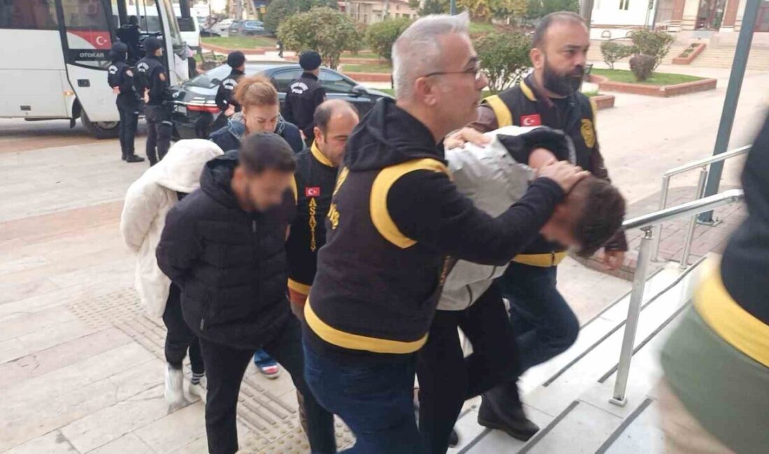 Aydın'da gerçekleştirilen operasyonda, lüks elektrikli araç firmalarının sahte web siteleri