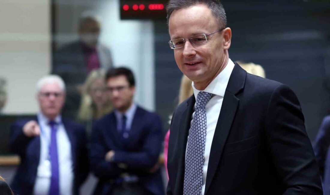 Macaristan Dışişleri Bakanı Szijjarto, Ukrayna’daki Yolsuzluk İddiaları Nedeniyle Yardımların Durdurulması Gerektiğini Vurguladı Macaristan Dışişleri Bakanı Peter Szijjarto, Ukrayna'daki yolsuzluk iddiaları nedeniyle AB'nin