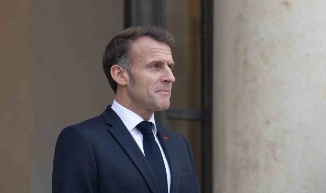 Fransa Cumhurbaşkanı Emmanuel Macron, Rusya-Ukrayna Savaşı ile ilgili olarak, ABD'nin