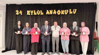 Afyonkarahisar'ın Bolvadin ilçesi Kaymaz Mahallesi Muhtarı Mustafa Raşit Ayar, 24