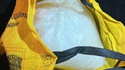 Malatya'da, polis ekipleri tarafından düzenlenen operasyonda, bir araçta yapılan aramada