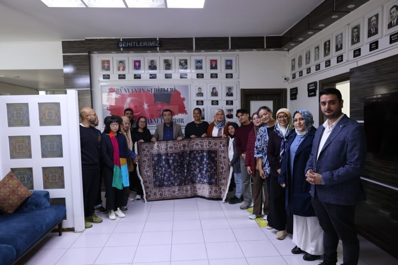 Malezya'dan Kayseri'ye gelen heyet, Bünyan Belediyesi tarafından ağırlandı. Başkan Selahattin