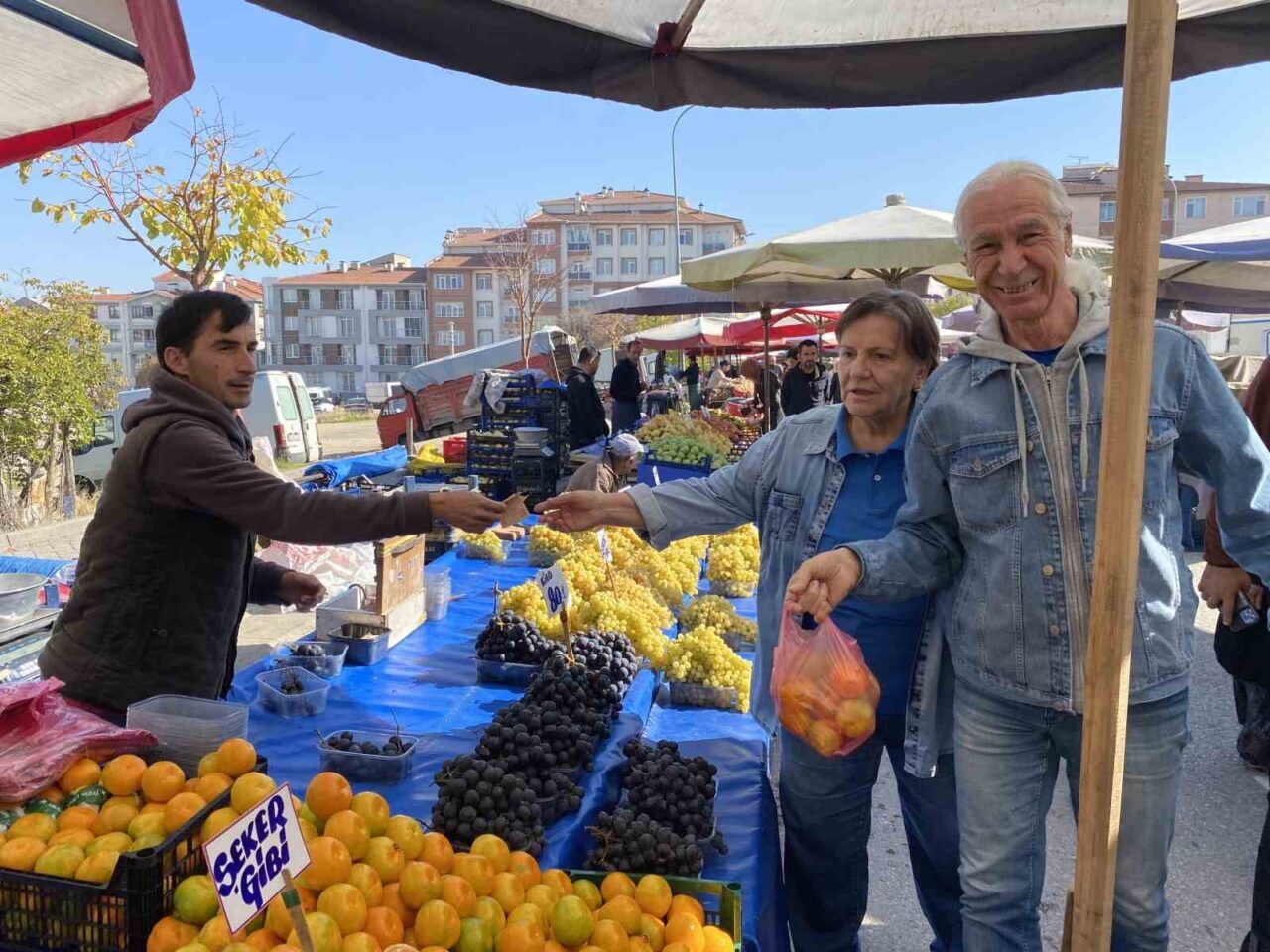 Eskişehir'de mandalina fiyatları, önceki yıla göre yüzde 30 düştü ve
