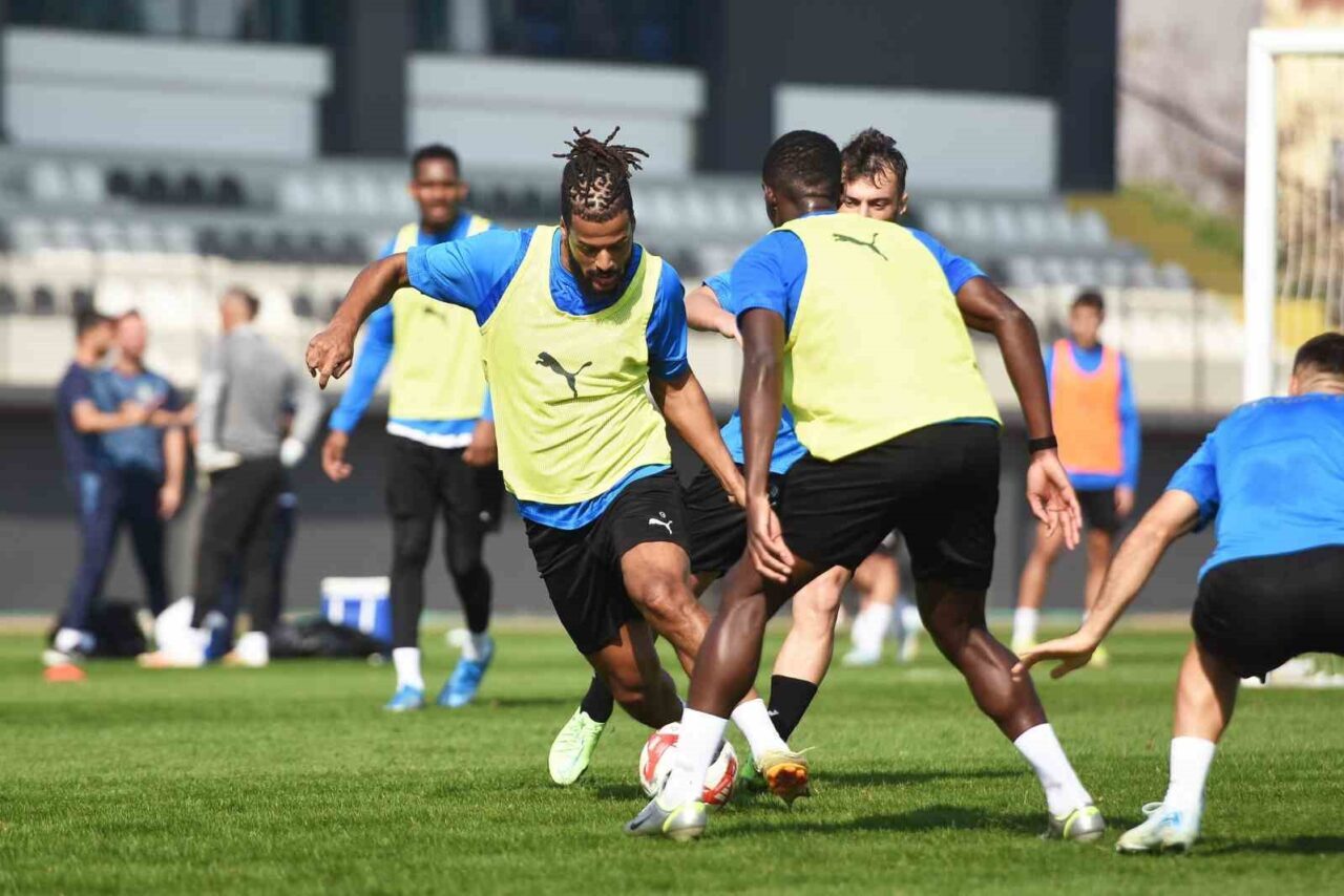 Manisa Futbol Kulübü, Trendyol 1. Lig'in 13. haftasında 8 Kasım'da