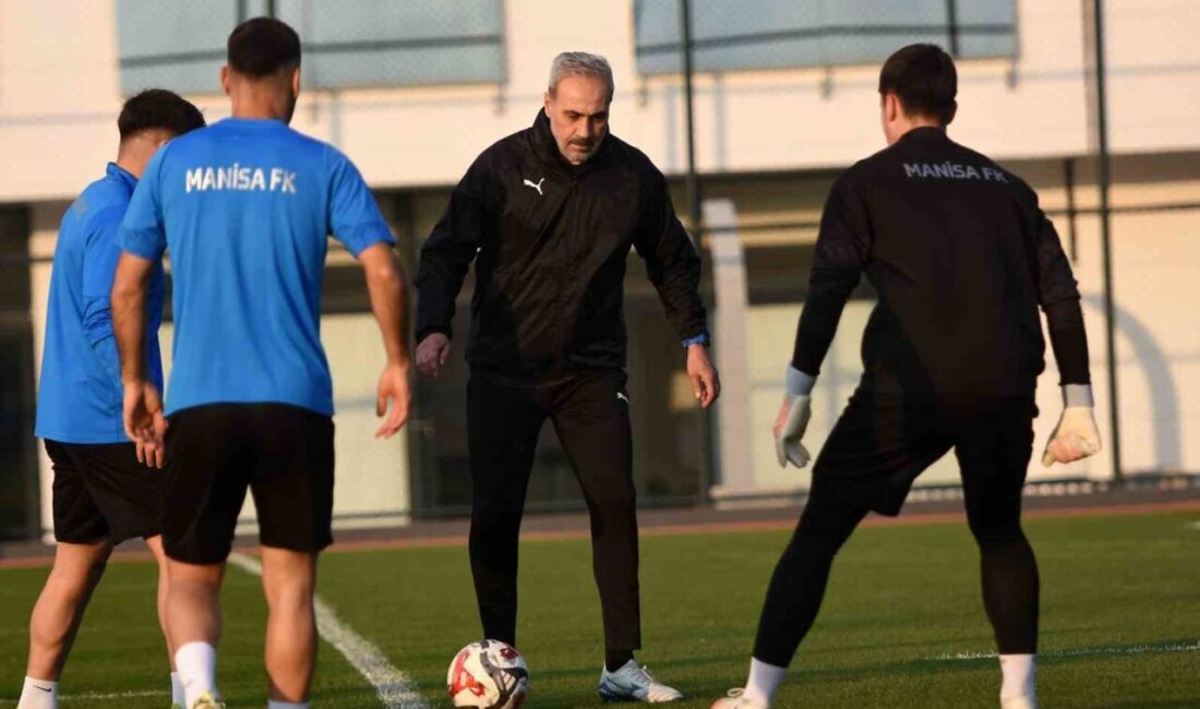 Manisa Futbol Kulübü, Adana Demirspor ile oynayacağı maçı, yeni teknik