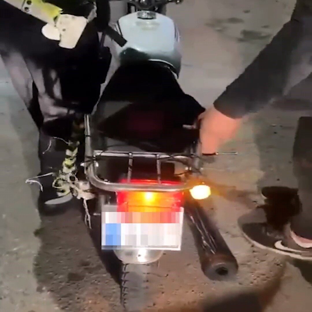 Manisa polisi, abartı egzoz ve yüksek ses yapan araçlara yönelik