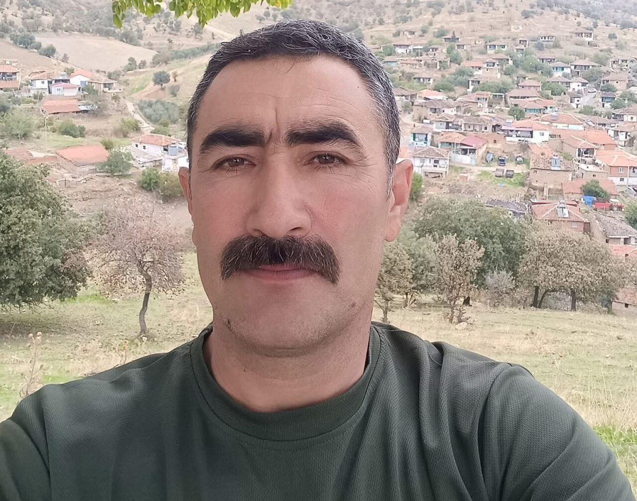 Manisa’nın Salihli ilçesinde avcı M.D., av tüfeği ile çoban Ali