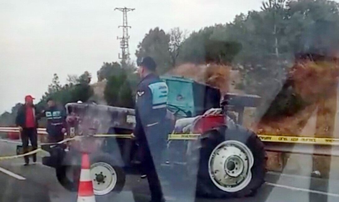 Manisa'nın Akhisar ilçesinde meydana gelen zincirleme trafik kazasında ölü sayısı