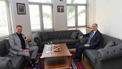 Manisa Valisi Vahdettin Özkan, Manisa Ticaret Borsası'nda Borsa Başkanı Sadık