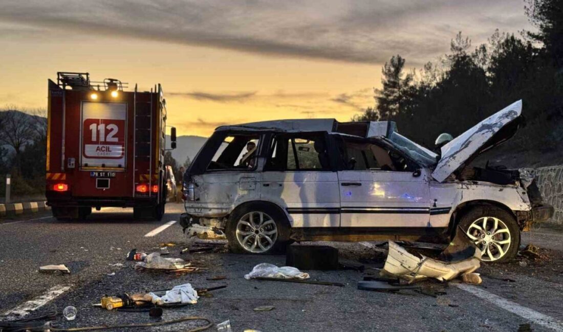 Safranbolu’da mantar toplama dönüşünde kaza yapan cip devrildi: 1’i çocuk 2 ölü, 7 yaralı Karabük'ün Safranbolu ilçesinde, mantar topladıktan dönen ailenin cipi kaza yaptı.