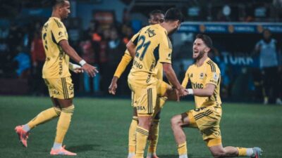 Fenerbahçe'nin İspanyol yıldızı Marco Asensio, Çaykur Rizespor karşısında etkileyici bir