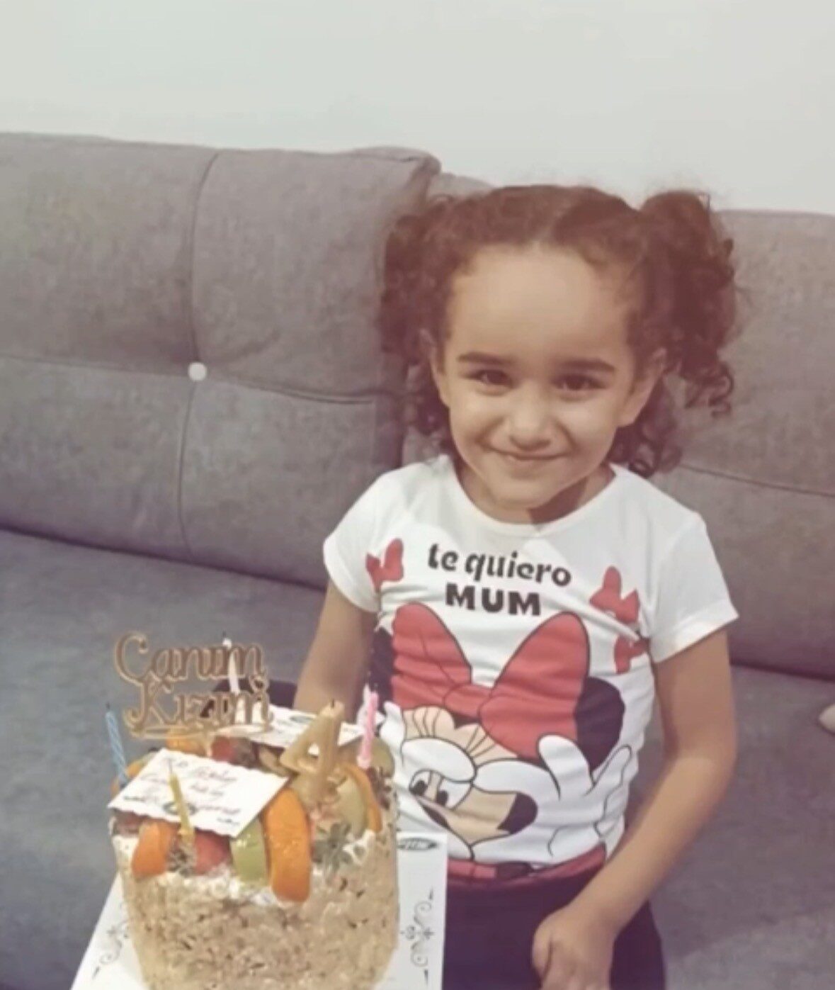 Kızıltepe’de Ailesiyle Birlikte Ölü Bulunan 5 Yaşındaki Çocuk İçin Kutlama Görüntüleri Ortaya Çıktı