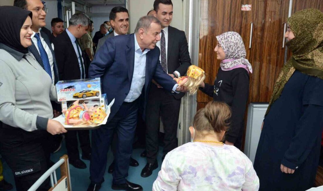 Midyat Devlet Hastanesi’nde Tedavi Gören Çocuklara Moral Vermek İçin Etkinlik Düzenlendi Mardin'deki Midyat Devlet Hastanesi, tedavi gören çocuklar için "Gülümse Midyat,