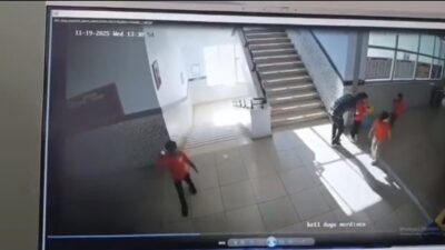 Mardin Kızıltepe'deki Halil Tüfekçioğlu İlkokulu'nda, boğazına yiyecek kaçan bir öğrenci,