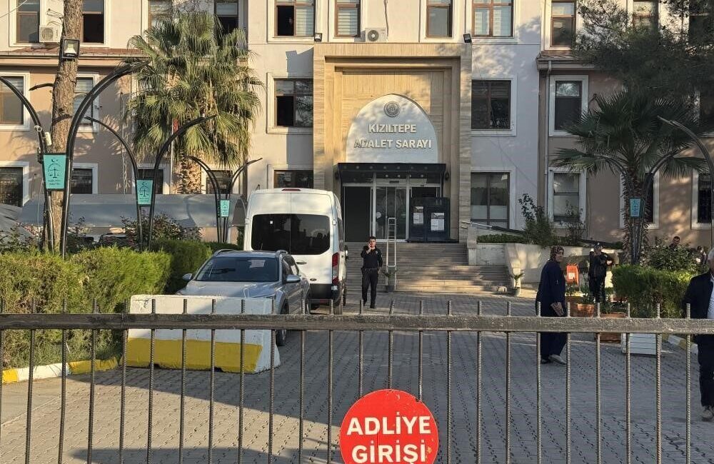 Mardin'in Kızıltepe ilçesinde, 5 yaşındaki Samyeli Kaya ve ebeveynleri Mehmet