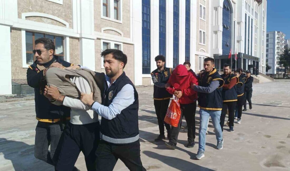 Adıyaman'da masaj salonlarına düzenlenen operasyonda fuhuş suçlamasıyla gözaltına alınan 6