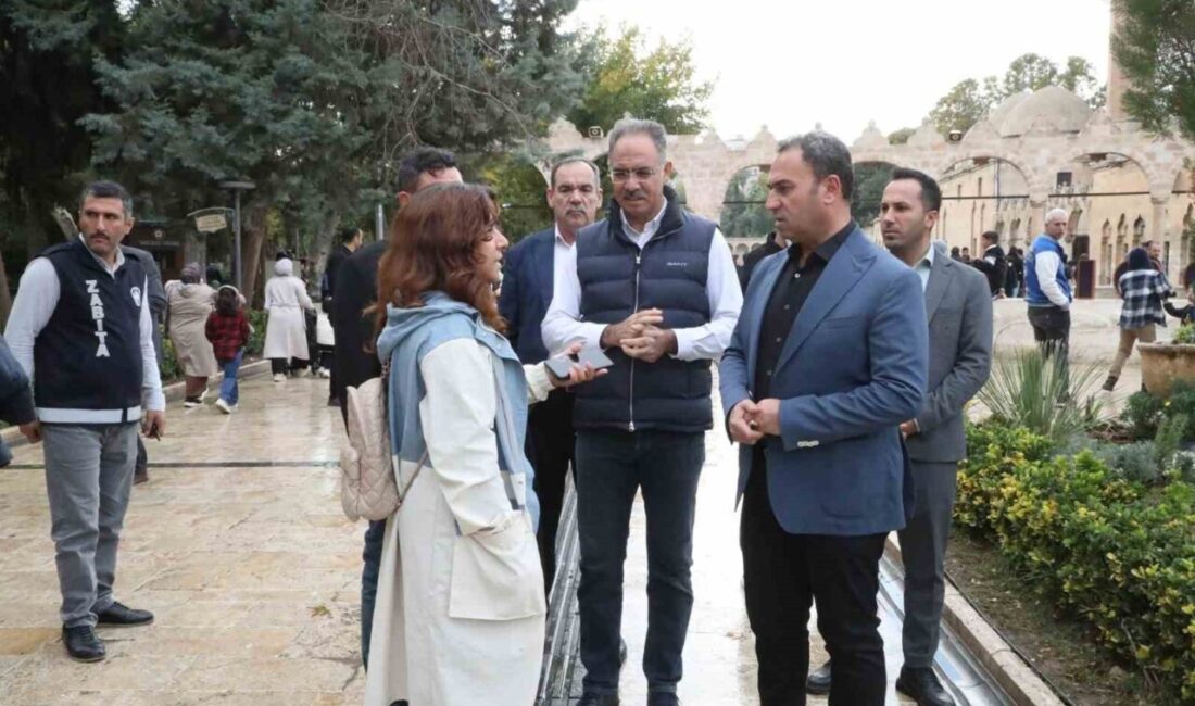 Eyyübiye Belediye Başkanı Mehmet Kuş, Esnaf Ziyaretleriyle Hizmet İhtiyaçlarını Belirliyor Eyyübiye Belediye Başkanı Mehmet Kuş, sahada devam eden çalışmaları denetlemek