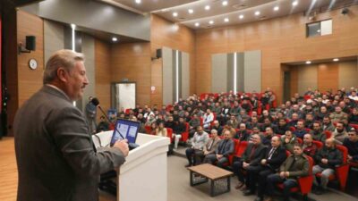 Melikgazi Belediyesi, Park ve Bahçeler Müdürlüğü personeline bitki besleme, ağaç