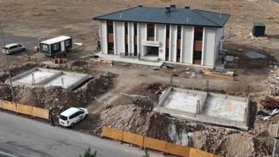 Melikgazi Belediyesi, Bahçelievler Mahallesi'nde Asım-Türkan Balcı Aile Sağlık Merkezi ve