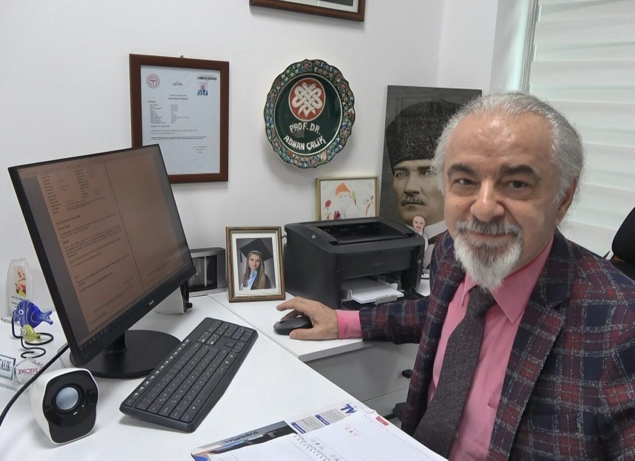 İmperial Hastanesi Genel Cerrahi Uzmanı Prof. Dr. Adnan Çalık, menopoz