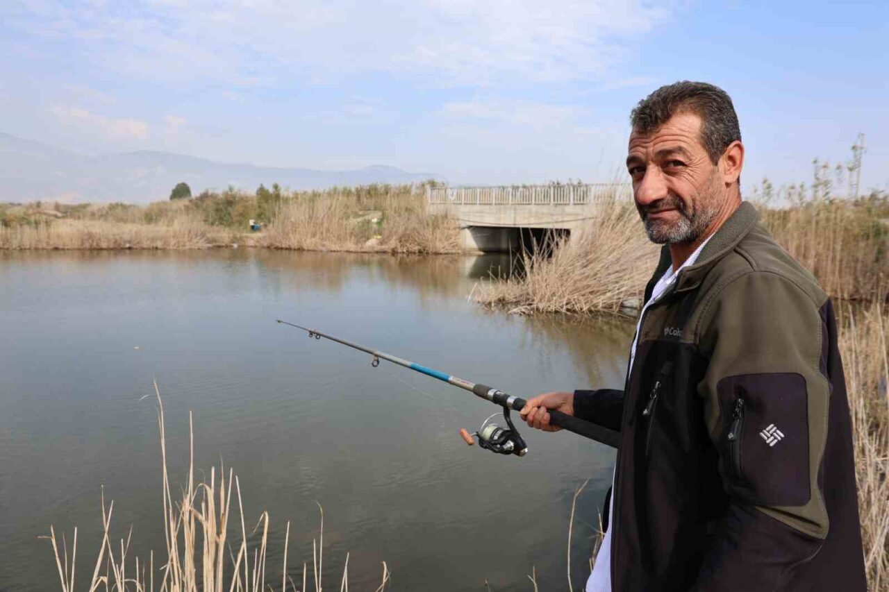 Aydın'ın Söke ve Didim ilçeleri arasındaki Büyük Menderes Nehri'nin sulak