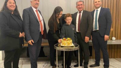 Muğla'nın Menteşe ilçesinde Öğretmenler Günü, öğretmenler Özkan Deniz ve Merve